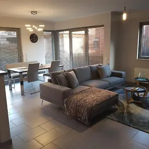 Ivy's Corner Apartment