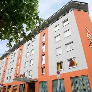 **** Hotell Senator Österrike